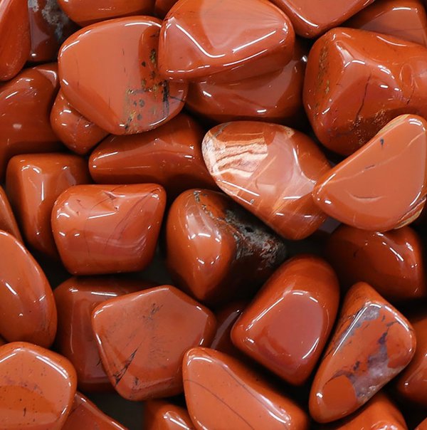 pierre roulée jaspe rouge 2/3 cm   origine Afrique du Sud
